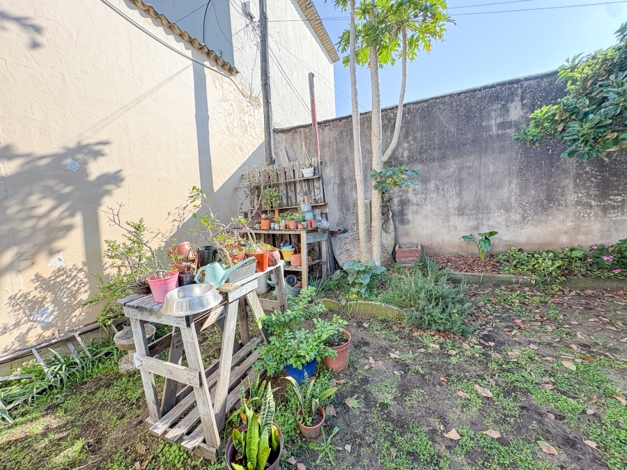 5 Bedroom Property for Sale in Quigney Eastern Cape
